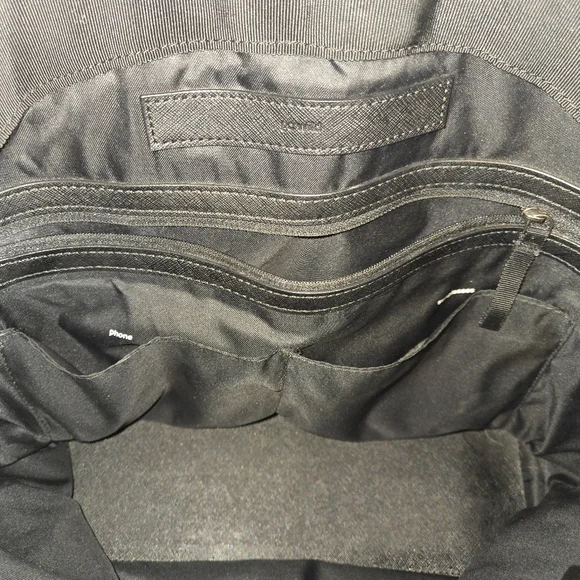Lululemon All Day Tote (Mini)Black - Picture 9 of 16